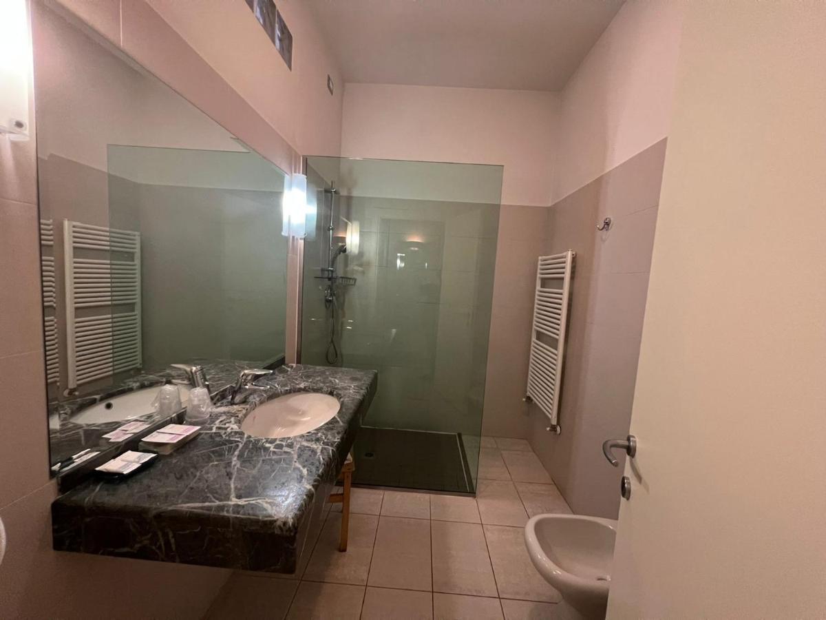 Hotel Adriatico Borgo Fosso Ghiaia Zewnętrze zdjęcie