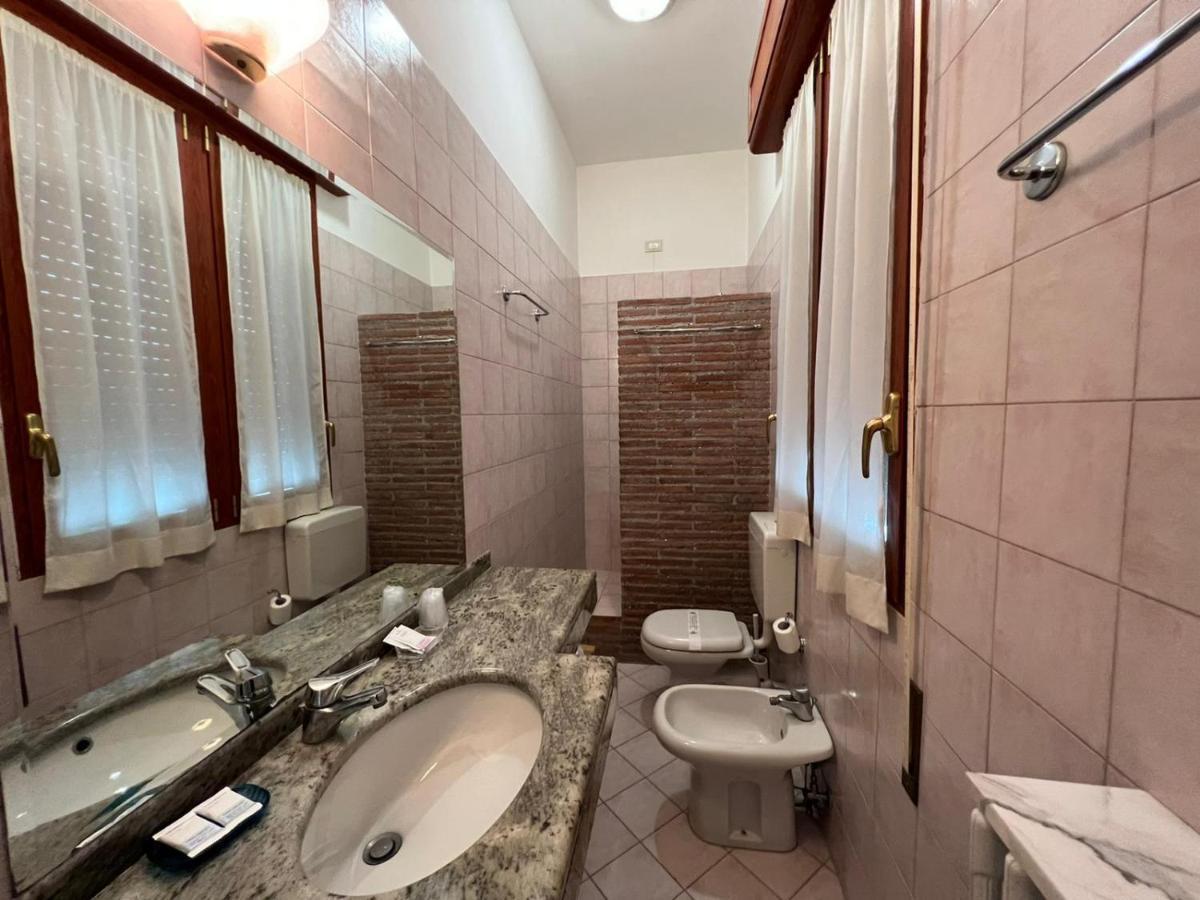 Hotel Adriatico Borgo Fosso Ghiaia Zewnętrze zdjęcie